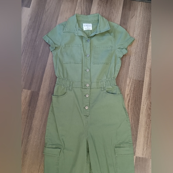 𝑪𝒆𝒍𝒆𝒃𝒓𝒊𝒕𝒚 𝑷𝒊𝒏𝒌 𝑮𝒓𝒆𝒆𝒏 𝑷𝒂𝒏𝒕𝒔 𝑹𝒐𝒎𝒑𝒆𝒓/𝟴 𝗣𝗰𝗸𝘁𝘀 - Picture 5 of 13